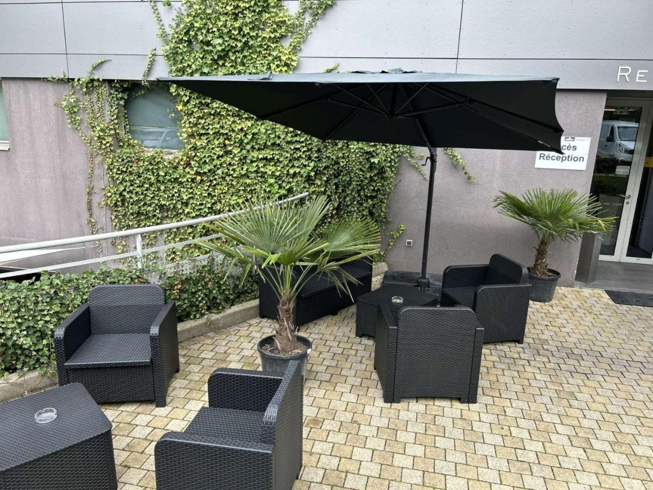 Standing Hotel Suites By Actisource Roissy-en-France Dış mekan fotoğraf