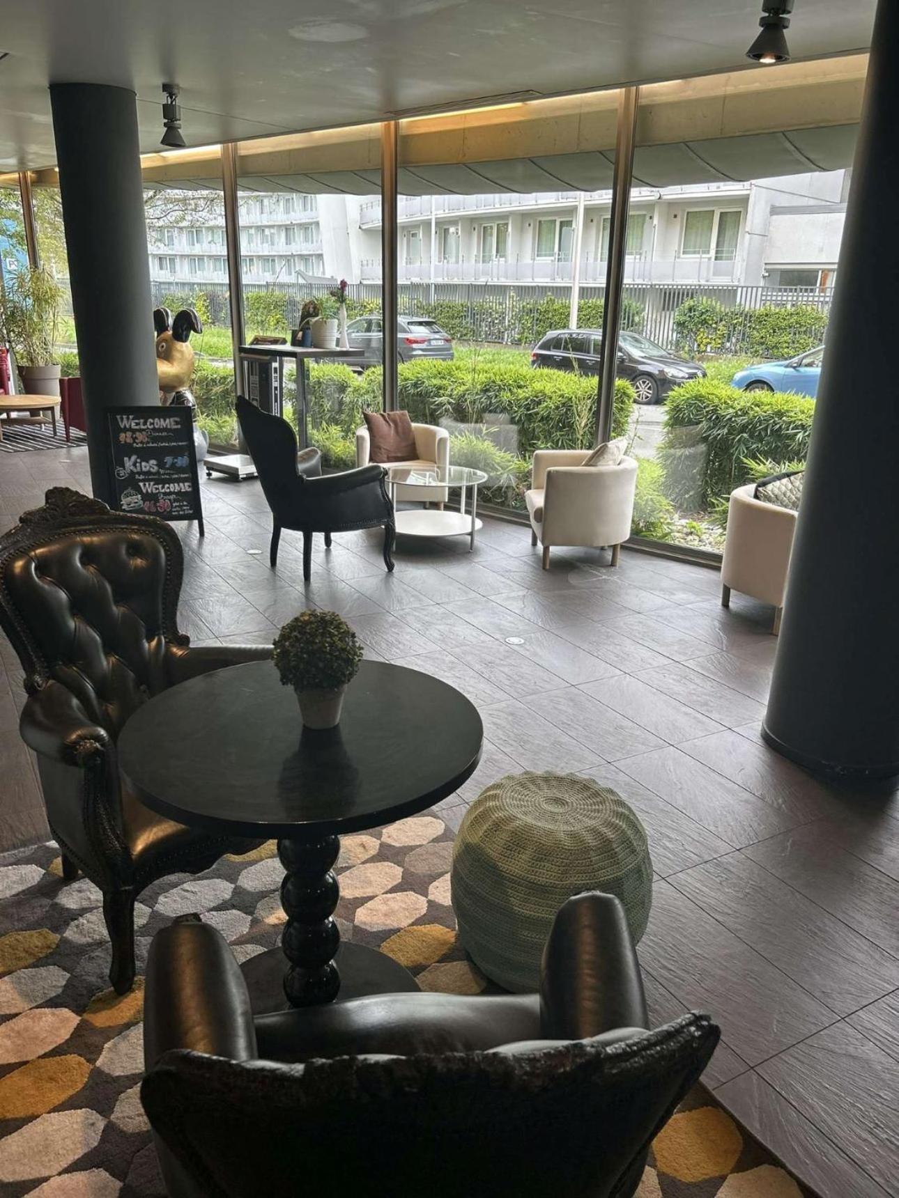 Standing Hotel Suites By Actisource Roissy-en-France Dış mekan fotoğraf