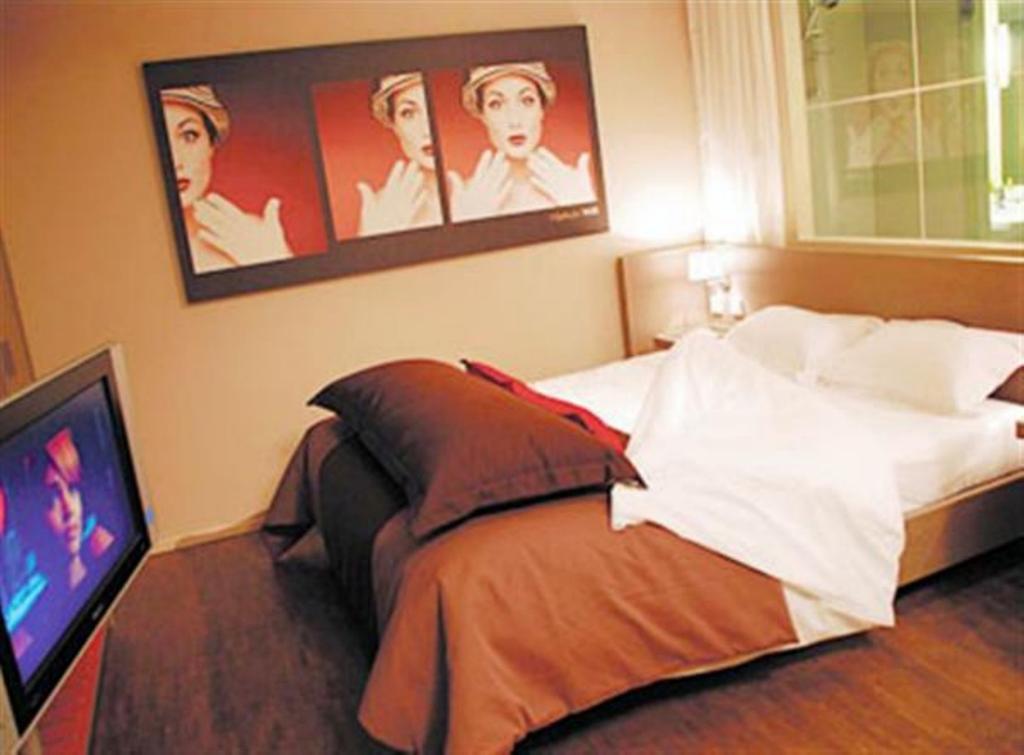 Standing Hotel Suites By Actisource Roissy-en-France Dış mekan fotoğraf